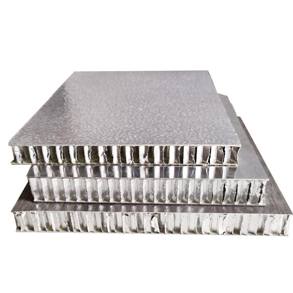 মৌচাক গঠন কিভাবে অ্যালুমিনিয়াম মধুচক্র পিভিসি প্রাচীর প্যানেলের শক্তিকে প্রভাবিত করে?