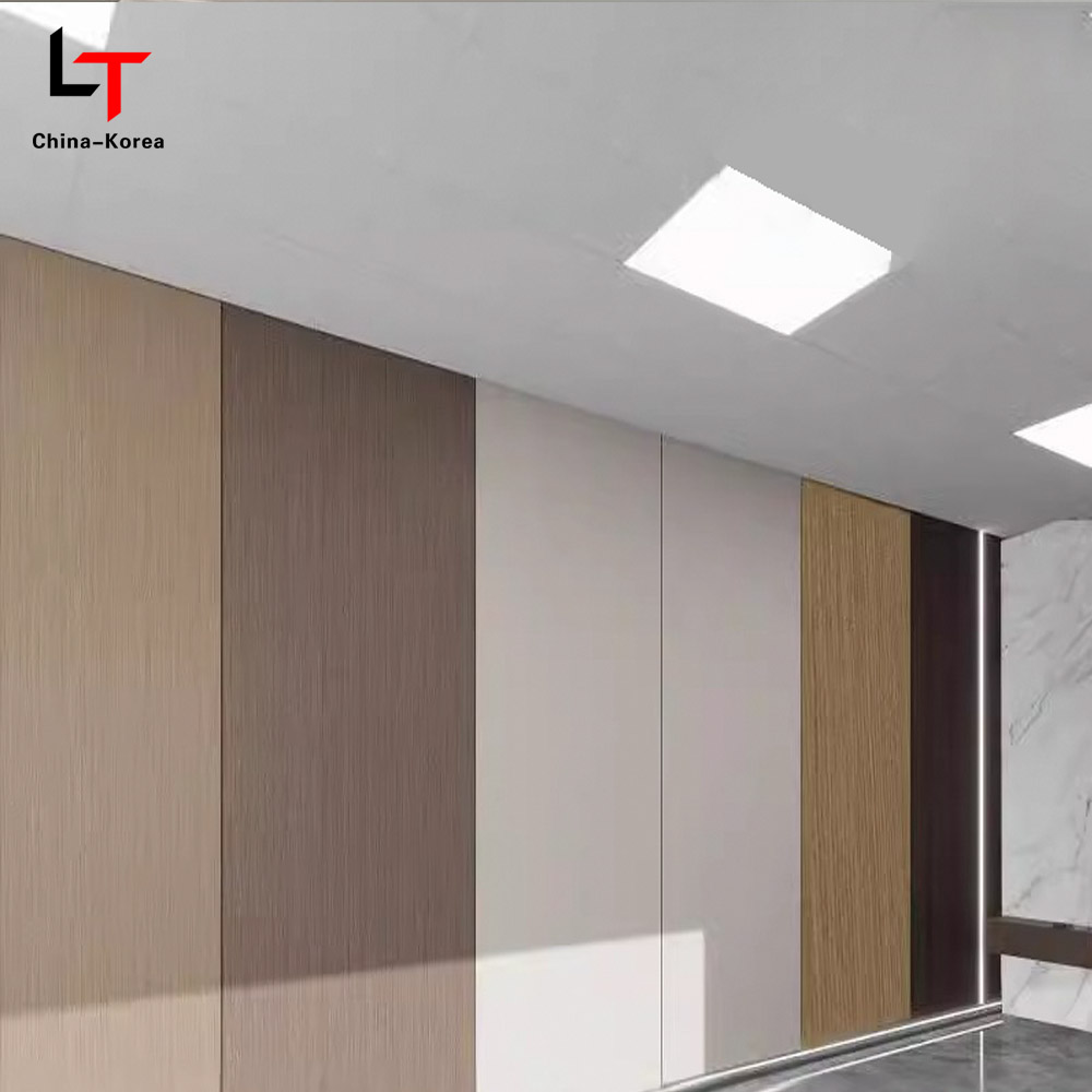 1220×2440mm ইকো-ফ্রেন্ডলি পিভিসি কাঠ ব্যহ্যাবরণ শস্য অন্দর ওয়াল ক্ল্যাডিং ওয়াটারপ্রুফ স্ক্র্যাচ-প্রতিরোধী এর জন্য আলংকারিক ওয়াল প্যানেল ইনস্টল করা সহজ